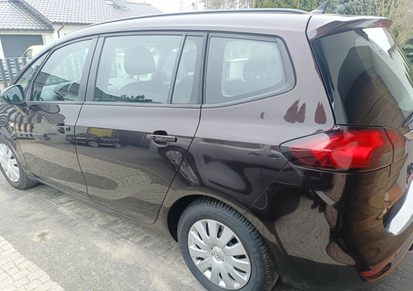 Opel Zafira cena 33900 przebieg: 203000, rok produkcji 2015 z Gniezno małe 79